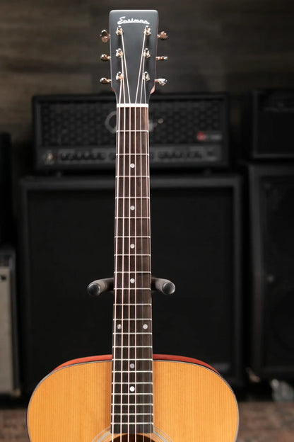 Eastman E1OM Orchestra Model Acoustic Guitar - Natural with Softshell Gig Bag