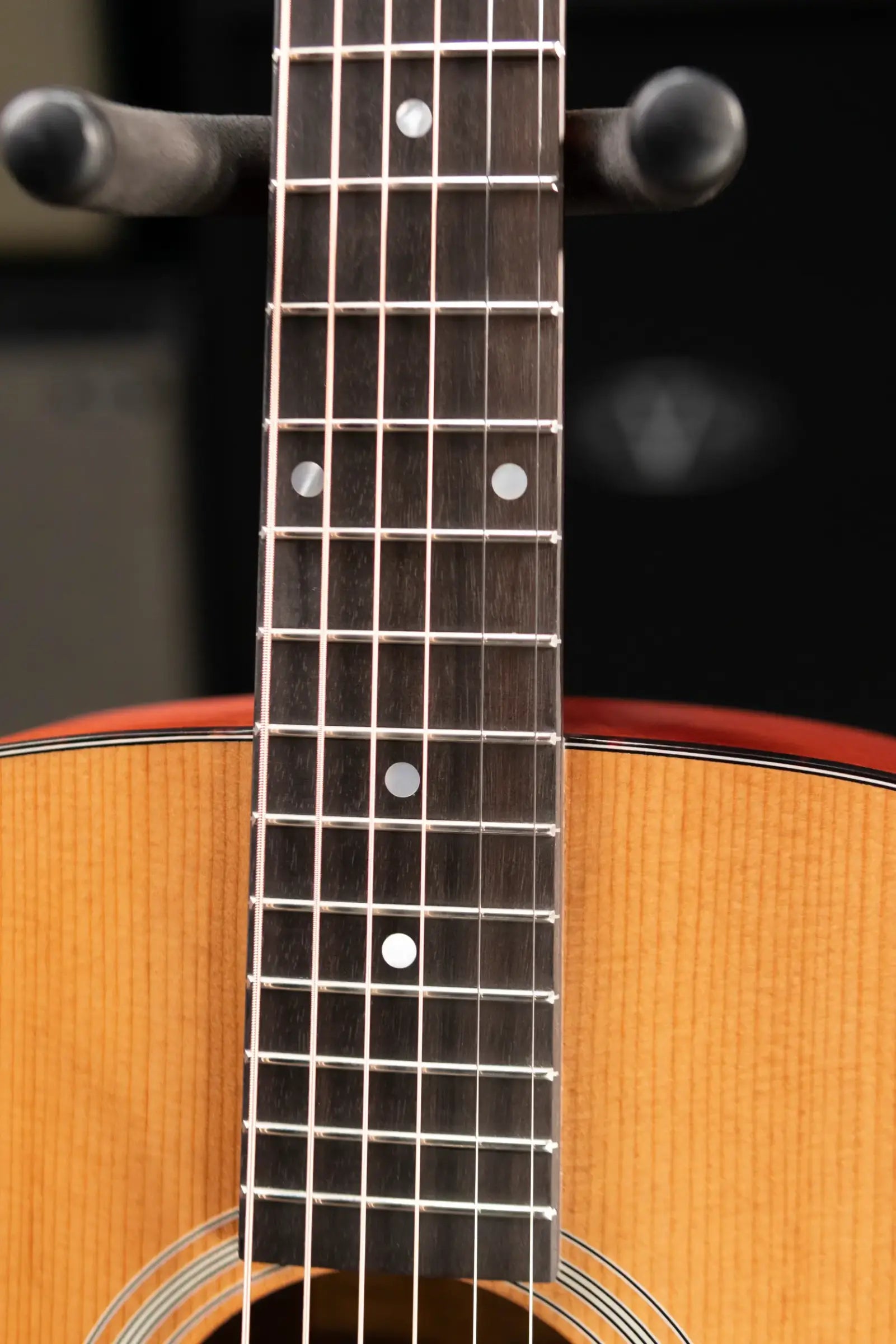 Eastman E1OM Orchestra Model Acoustic Guitar - Natural with Softshell Gig Bag