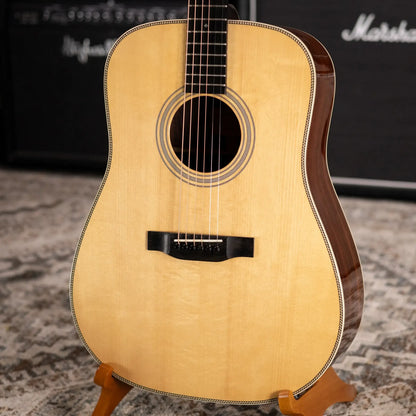 Eastman E20D Acoustic Guitar - Spruce/Rosewood with Hardshell Case - Used