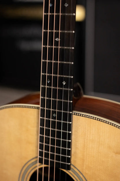 Eastman E20D Acoustic Guitar - Spruce/Rosewood with Hardshell Case - Used