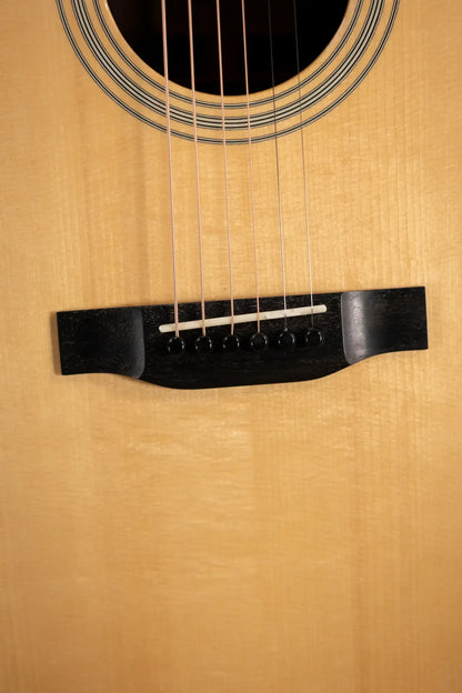 Eastman E20D Acoustic Guitar - Spruce/Rosewood with Hardshell Case - Used