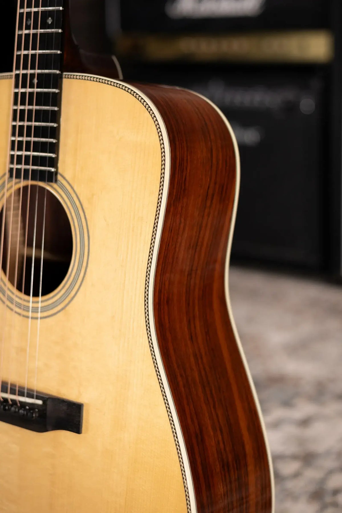 Eastman E20D Acoustic Guitar - Spruce/Rosewood with Hardshell Case - Used