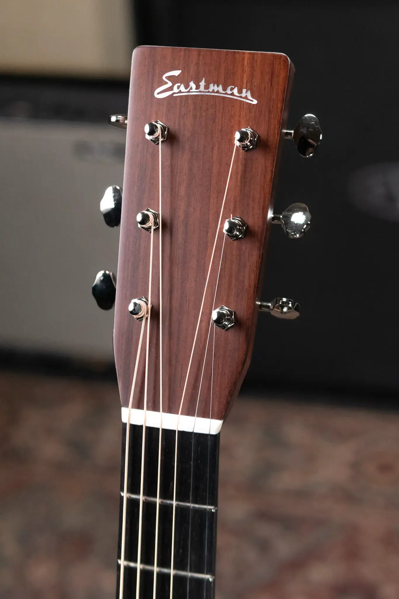 Eastman E20D-TC Dreadnought Acoustic Guitar - Natural with Hardshell Case