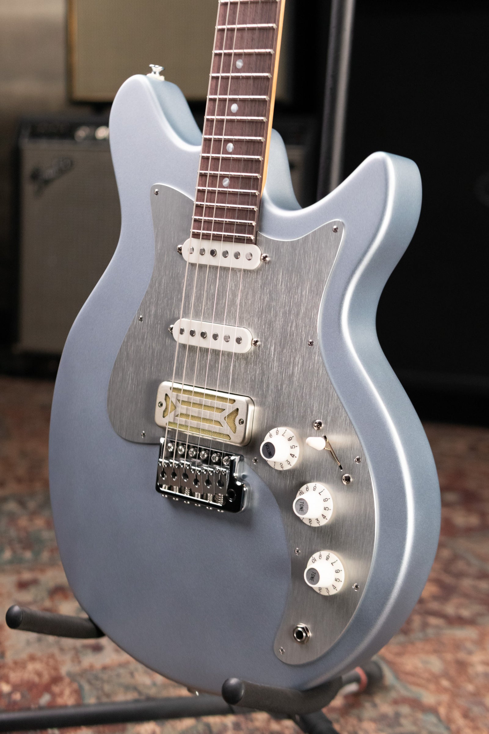 Eastman FullerTone DC'62 Electric Guitar - Ice Blue Metallic with Padded Gig Bag