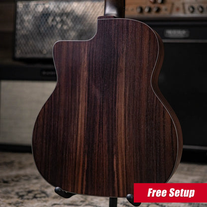 Eastman Guitars DM3 Grande Bouche Acoustic Guitar - Natural with Structured Gig Bag