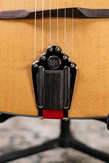 Eastman Guitars DM3 Grande Bouche Acoustic Guitar - Natural with Structured Gig Bag