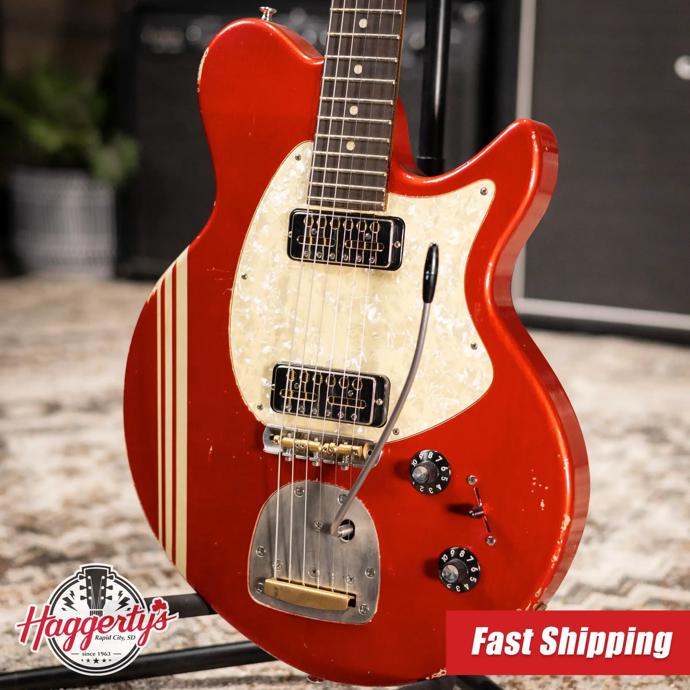 Eastman Kauffmann Series Offset Vintage - Made in Holland - Medium Relic Electric Guitar - Candy Apple Red with Competition Stripe with Structured Gig Bag