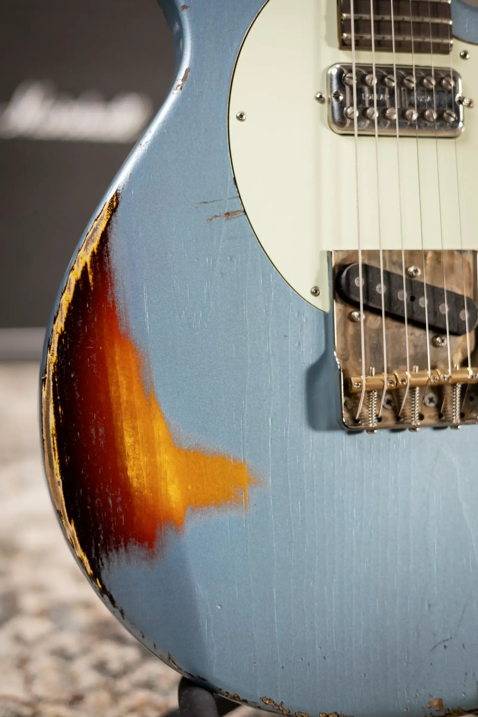 Eastman Kauffmann Series SC Deluxe - Made in Holland - Heavy Relic Electric Guitar - Ice Blue Metallic over Target Sunburst with Padded Gig Bag
