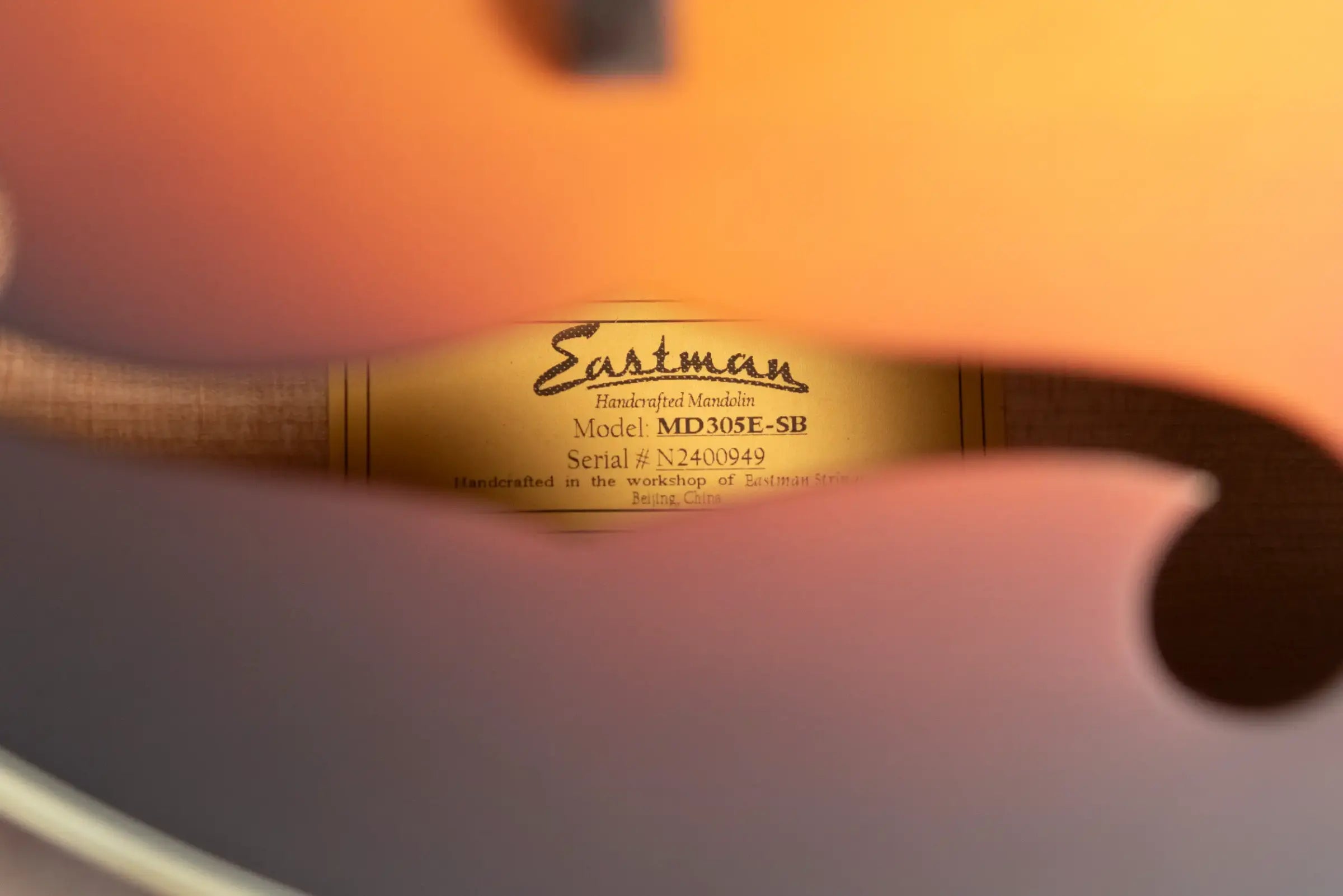 Eastman MD305E-SB A-Style Acoustic/Electric Mandolin - Sunburst with Gig Bag