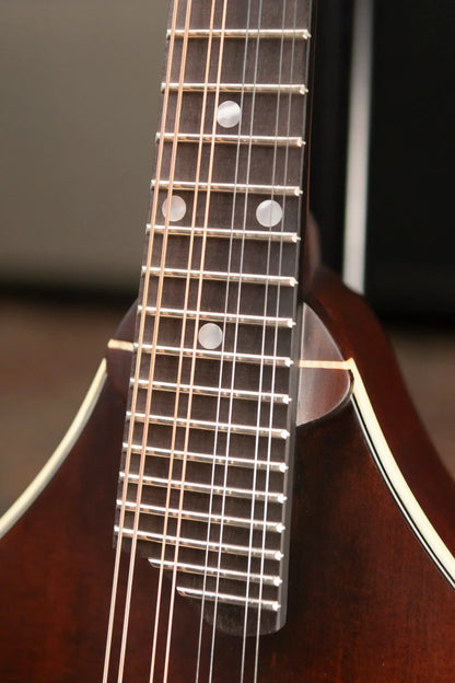 Eastman MD305 A-Style Mandolin - Classic Finish with Soft Case