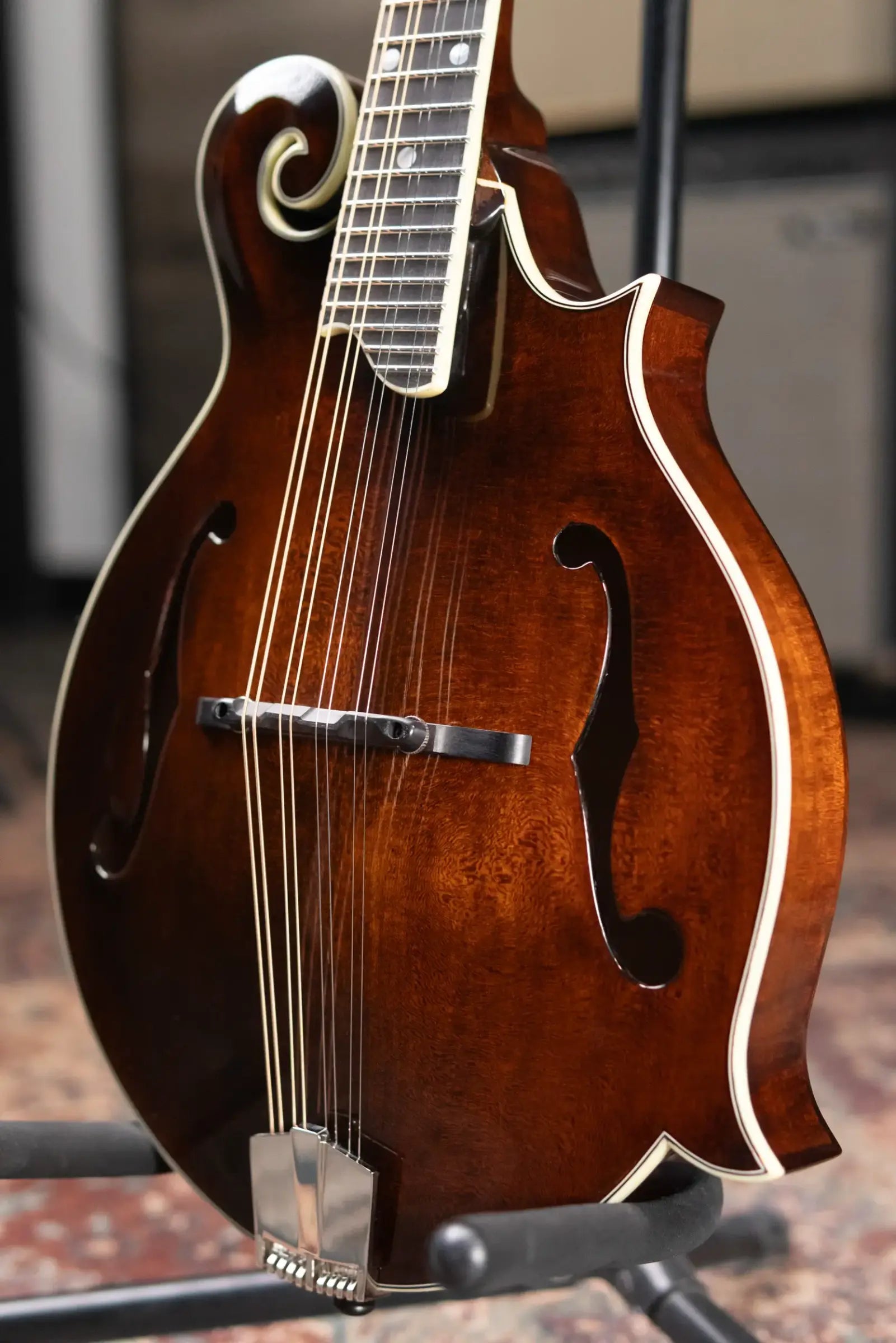 Eastman MD515 F-Style Mandolin with Hardshell Case