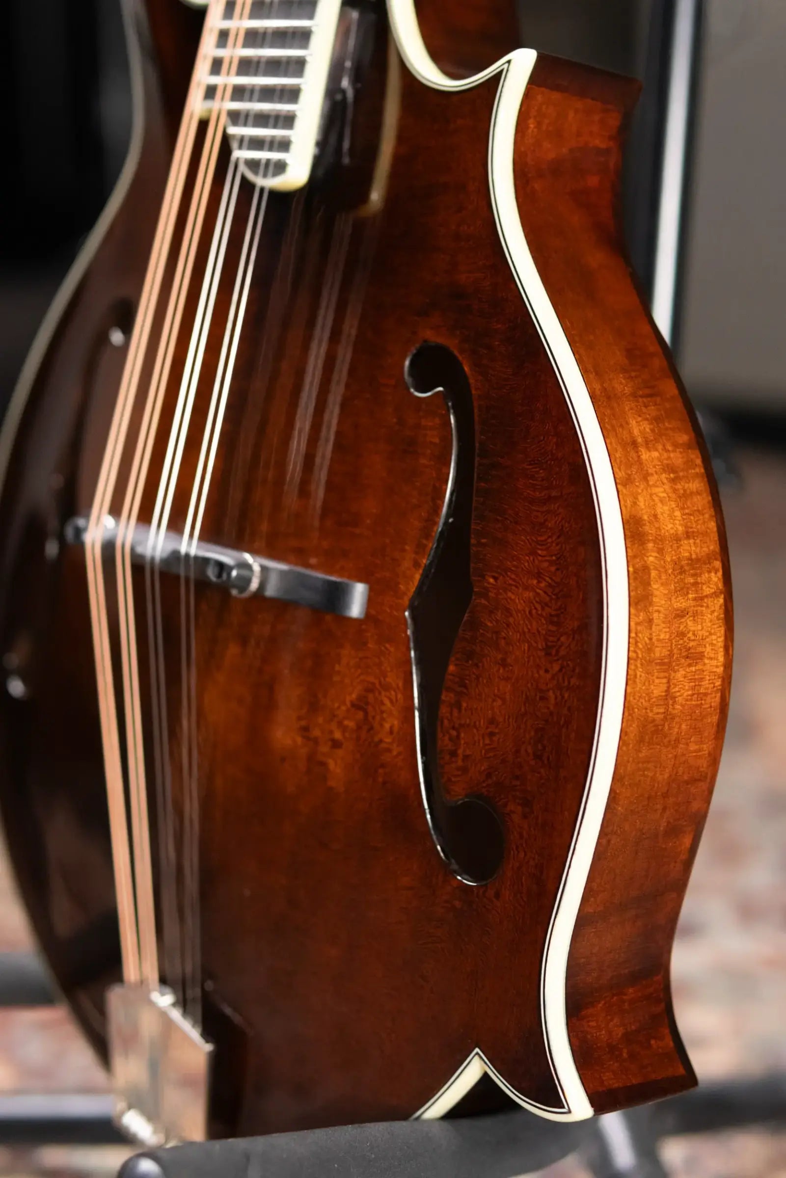 Eastman MD515 F-Style Mandolin with Hardshell Case