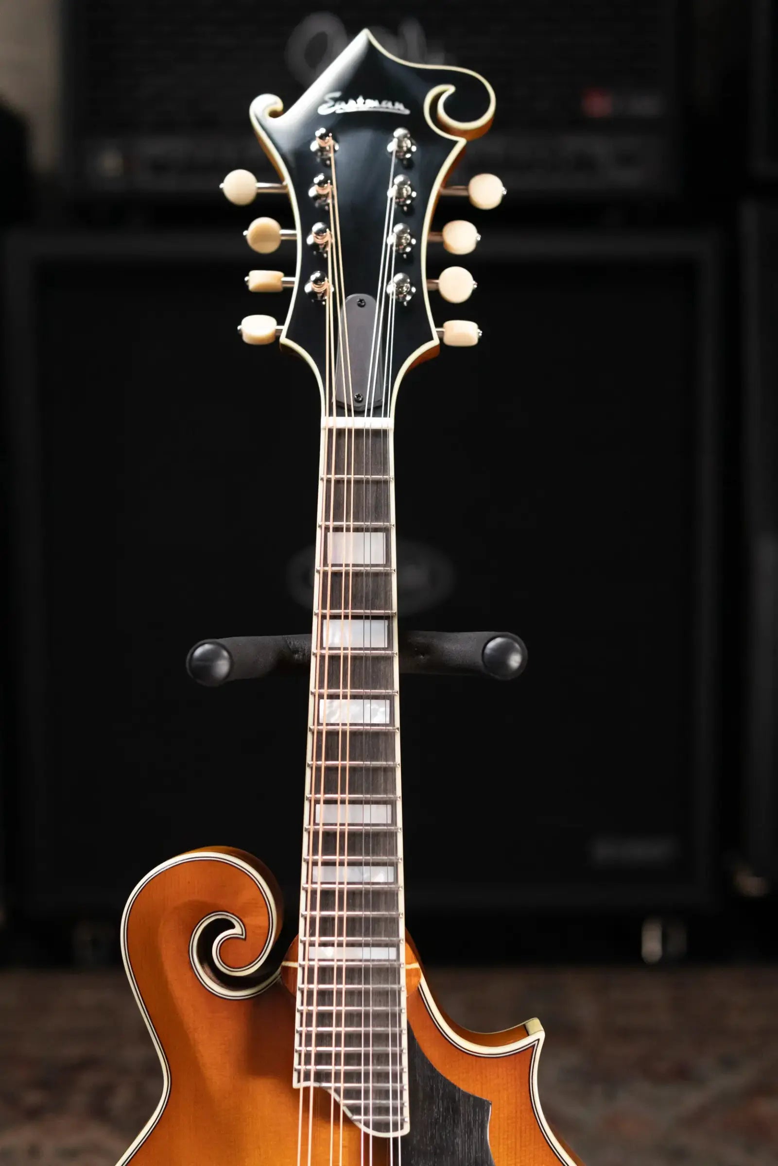 Eastman MD615-GB F Style Mandolin - Goldburst with Hardshell Case