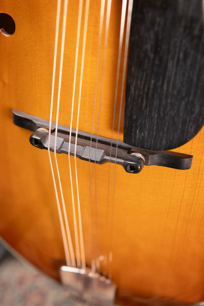 Eastman MD615-GB F Style Mandolin - Goldburst with Hardshell Case