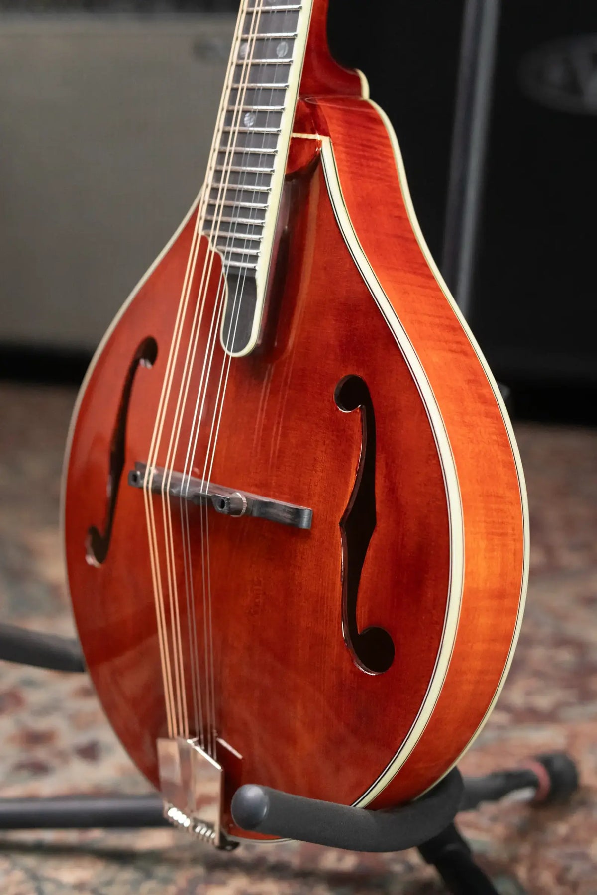 Eastman MD805 A-Style Mandolin with Softshell Case