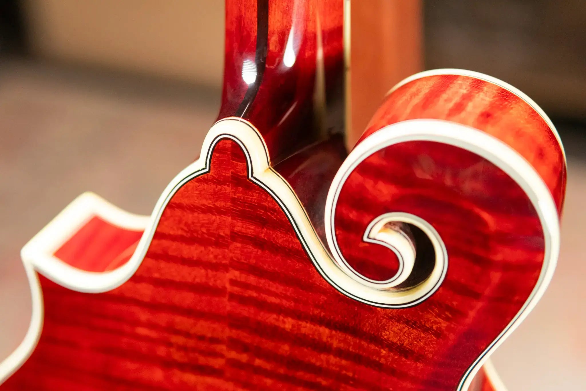 Eastman MD815 F Style Mandolin with Hardshell Case