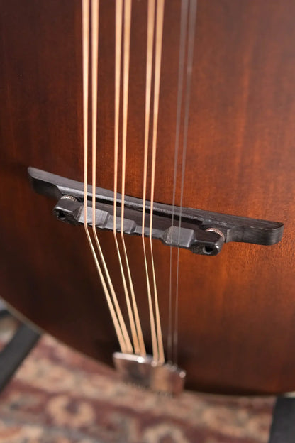 Eastman MDO305 Octave Mandolin A-Style with Soft Case