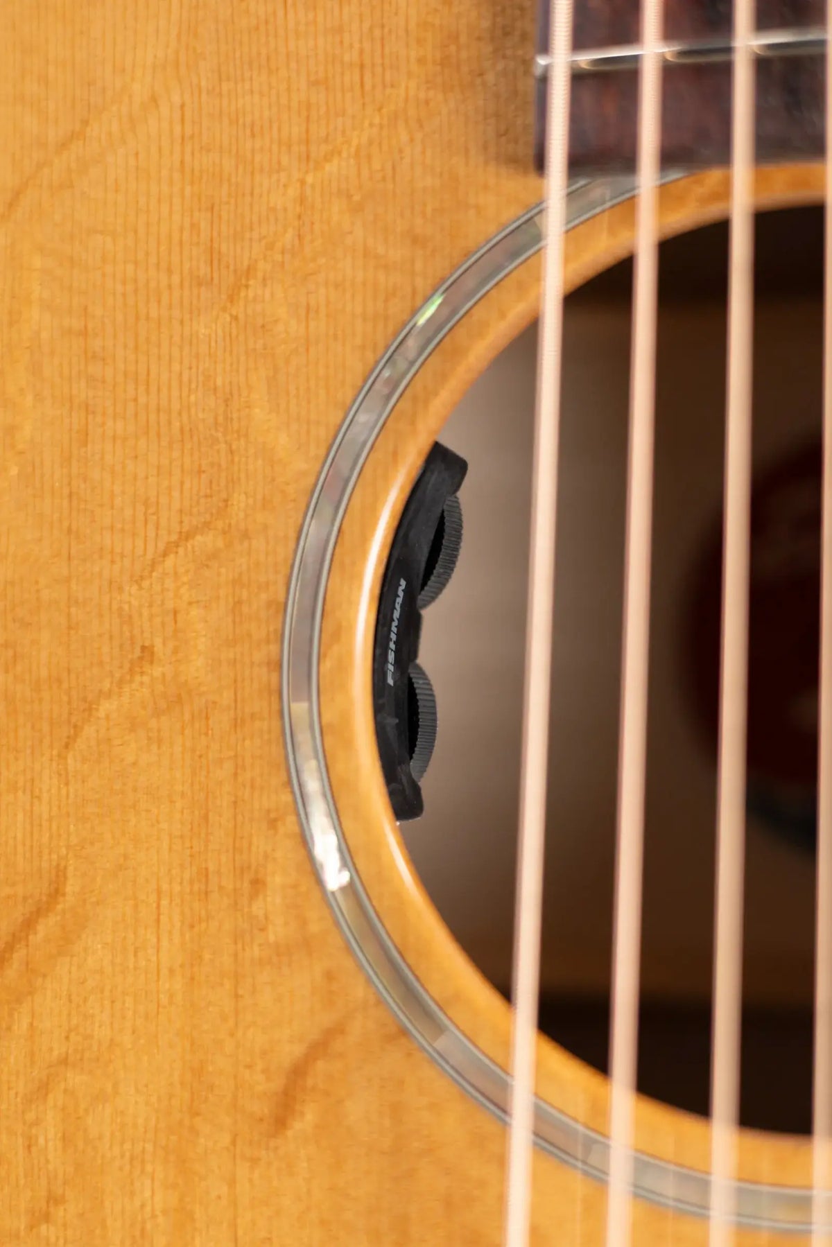 Eastman PCH3-GACE Grand Auditorium Acoustic/Electric Guitar - Amberburst with Gig Bag