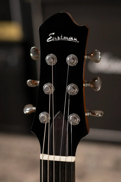 Eastman Romeo Semi-Hollow Electric Guitar - Goldburst with Hardshell Case