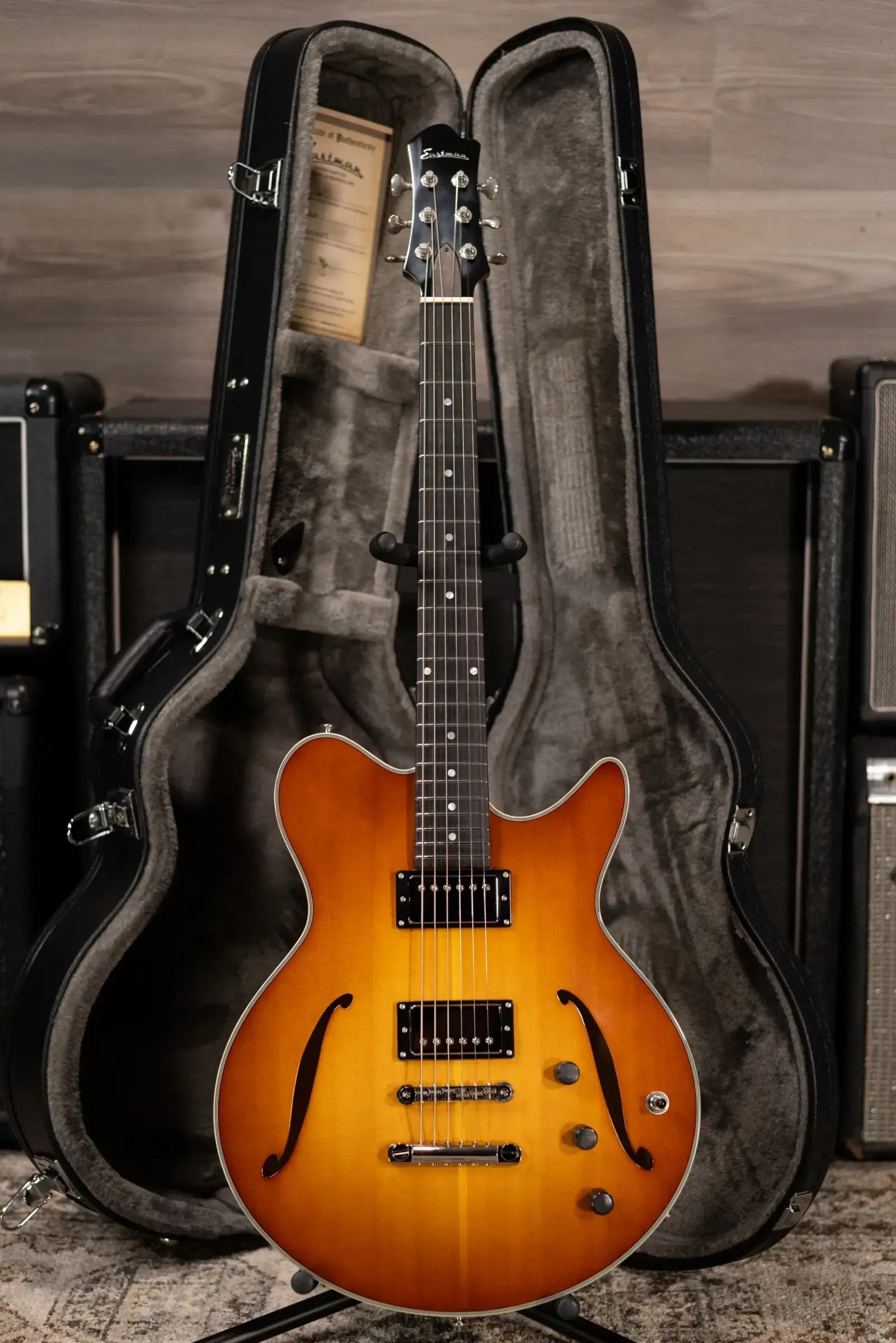 Eastman Romeo Semi-Hollow Electric Guitar - Goldburst with Hardshell Case