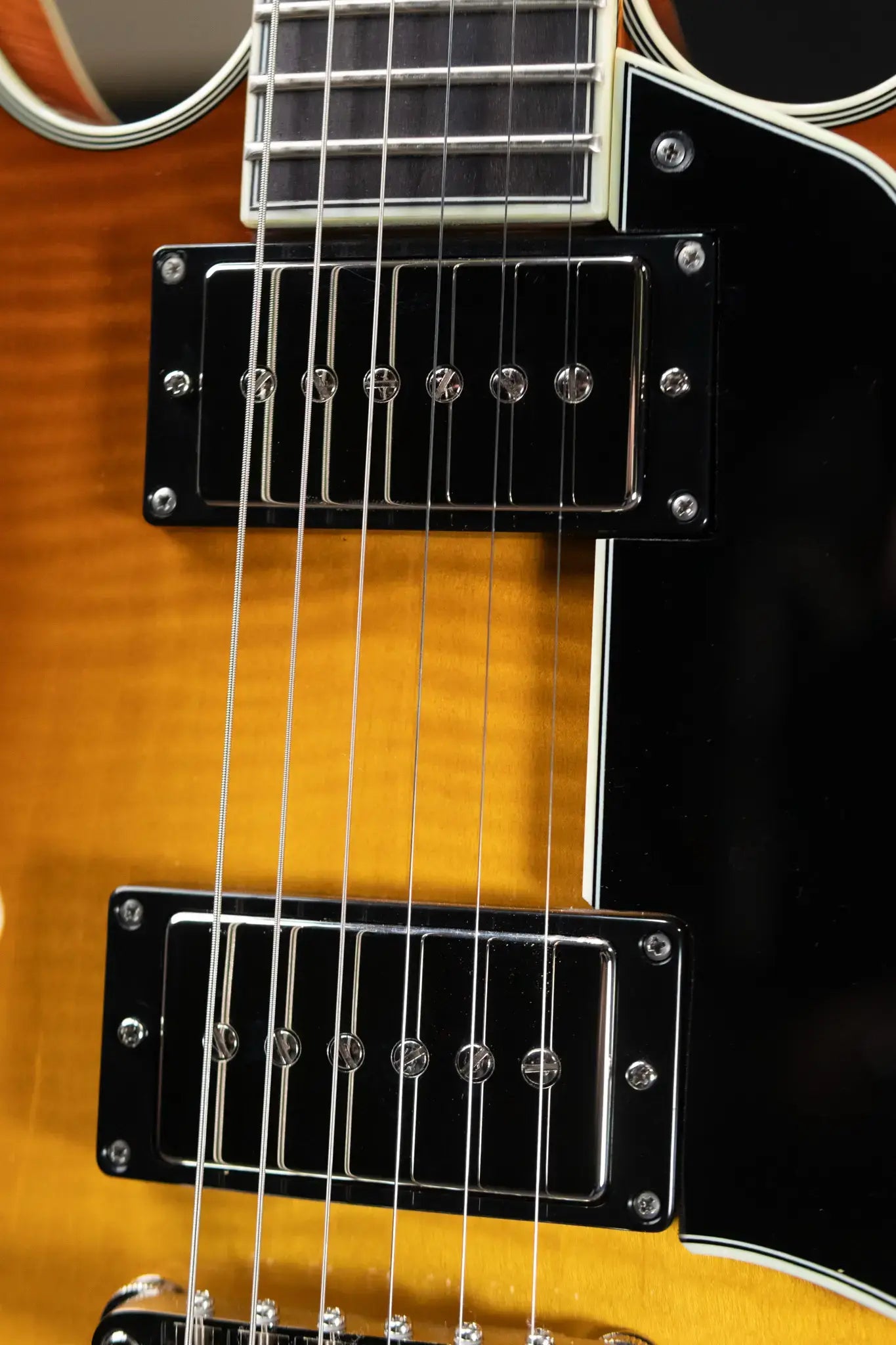 Eastman T486B-GB Thinline Semi-Hollow Electric Guitar - Goldburst with Hardshell Case
