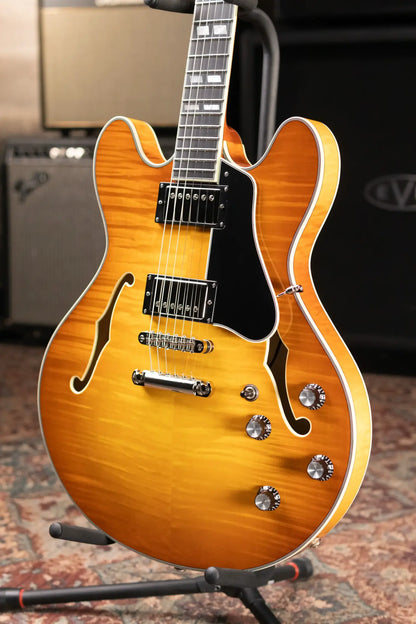 Eastman T486-GB Thinline Semi-hollowbody Electric Guitar - Goldburst with Hardshell Case