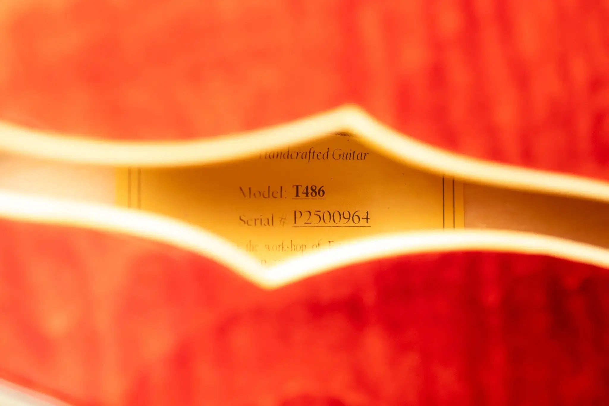 Eastman T486 Thinline Electric Guitar - Classic with Hardshell Case