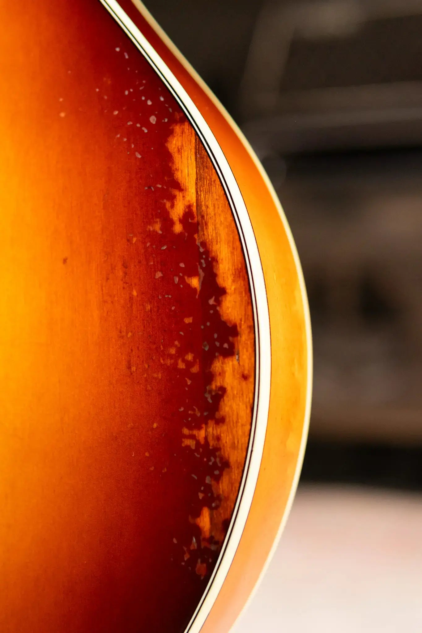 Eastman T64/V-GB Hollow Body Thinline Electric Guitar with Bigsby - Antique Goldburst with Hardshell Case