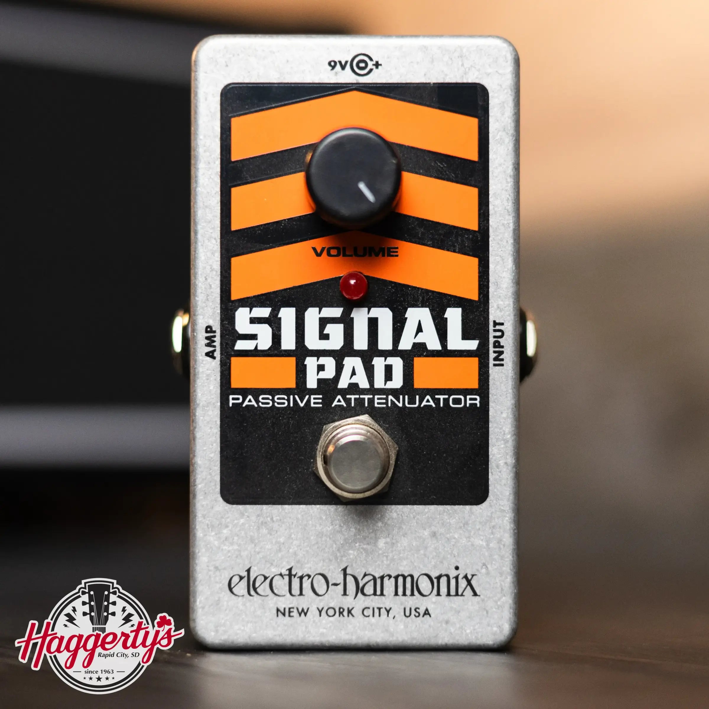 signal pad pedal Electro Harmonix Signal Pad Passive Attenuator Pedal