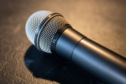 Electro-Voice R300-HD Handheld Wireless Microphone System Band-C