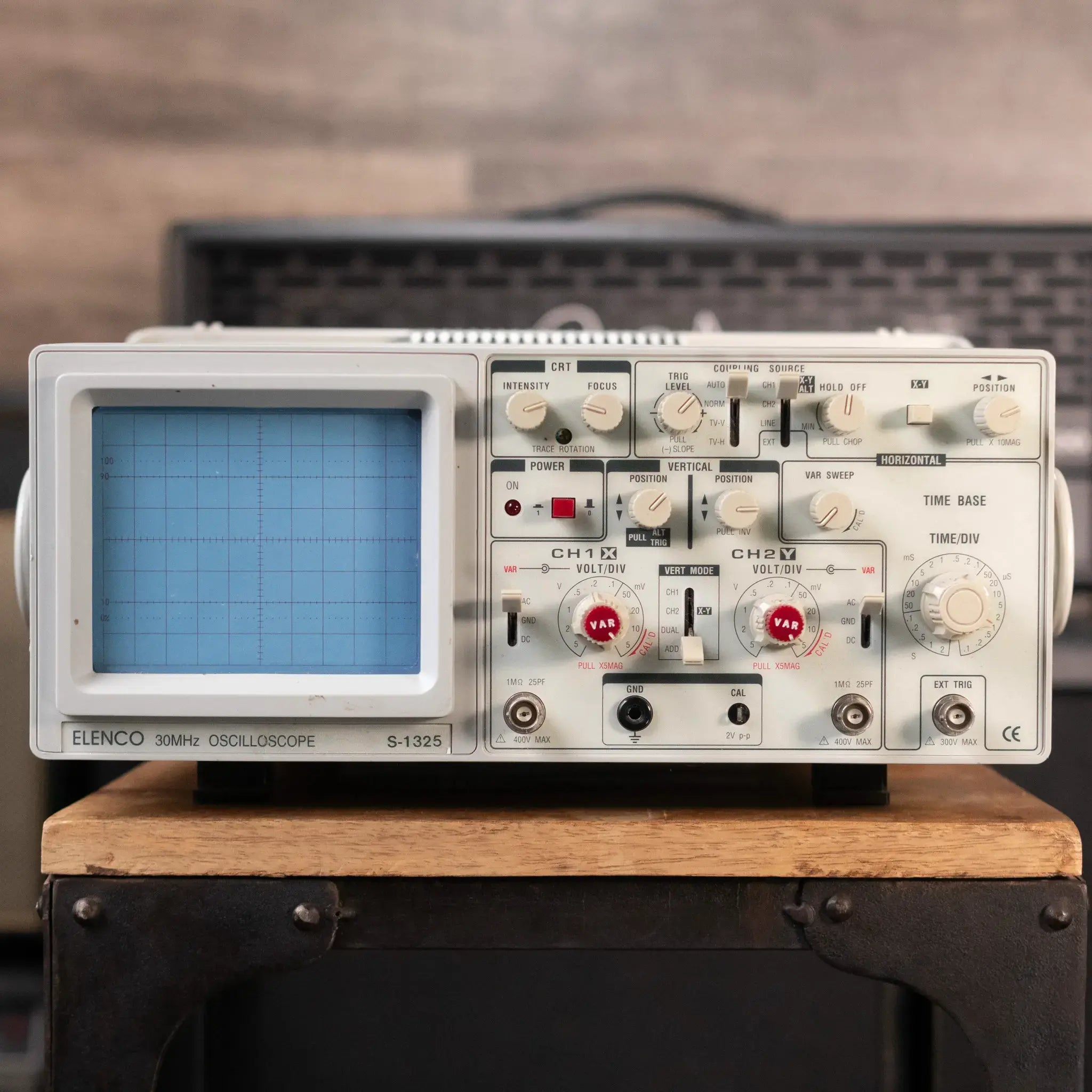 Elenco S-1325 Oscilloscope 30MHz 2-Channel - Used