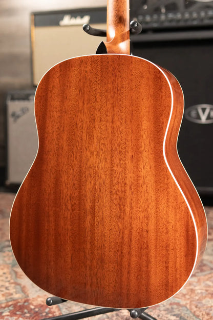 Taylor Gold Label 517e Grand Pacific Acoustic/Electric Guitar with Hardshell Case