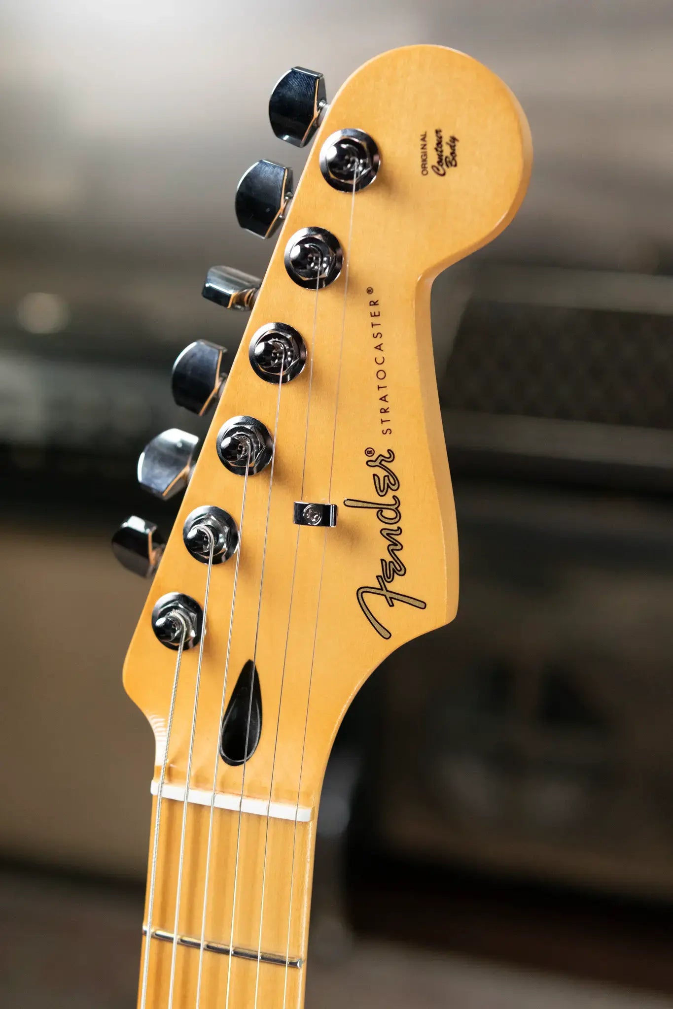 Fender Player II Modified Stratocaster, Maple Fingerboard - Sunshine Yellow with Deluxe Gig Bag