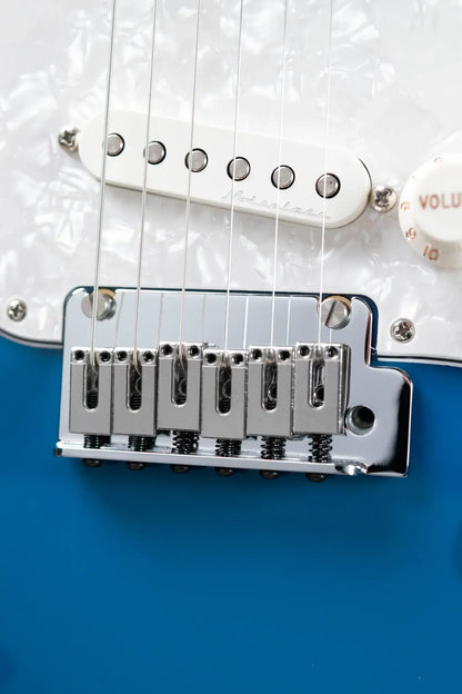Fender Player II Modified Stratocaster, Rosewood Fingerboard - Electric Blue with Deluxe Gig Bag