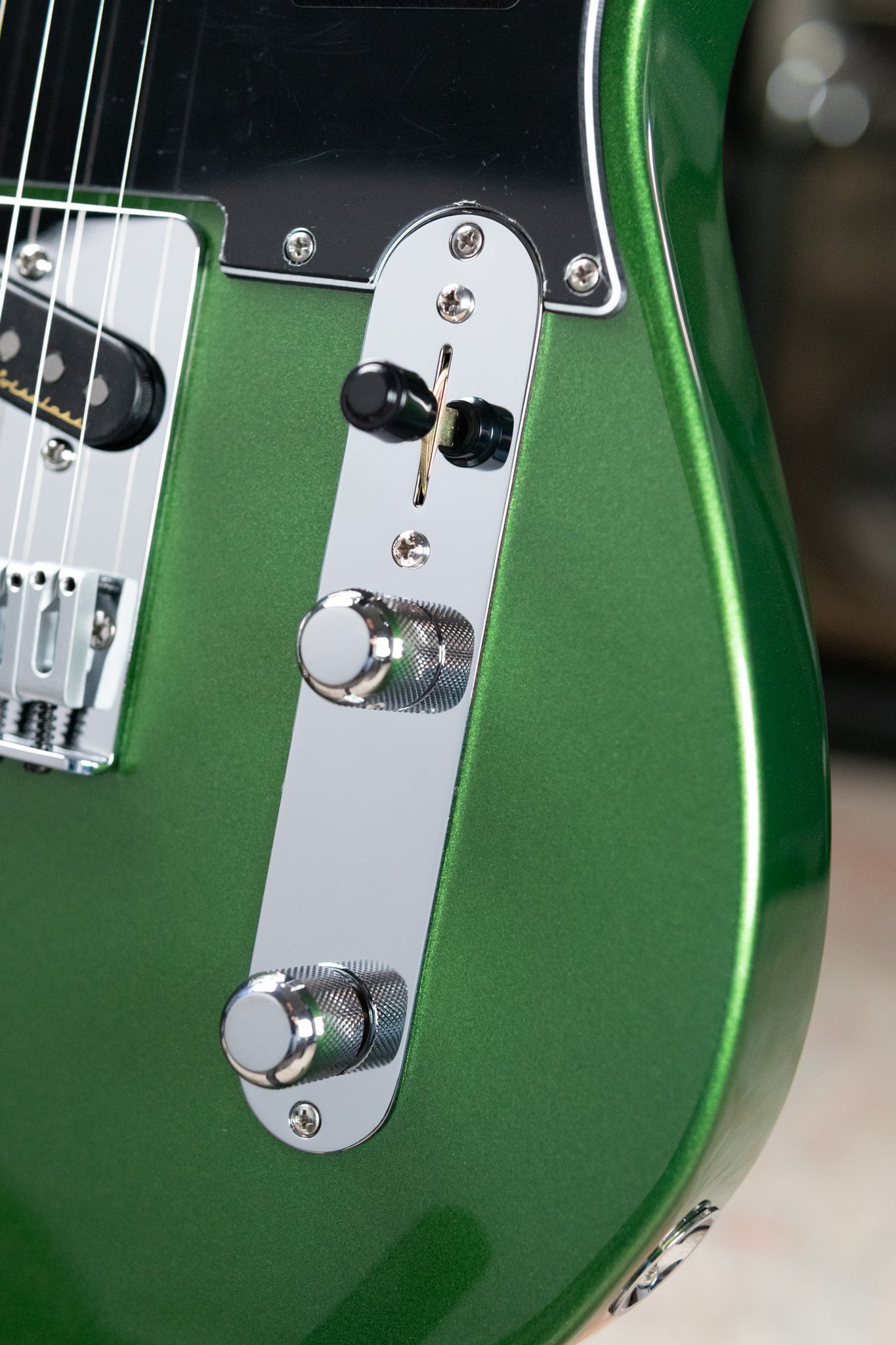 Fender Player II Modified Telecaster, Rosewood Fingerboard - Harvest Green Metallic with Deluxe Gig Bag