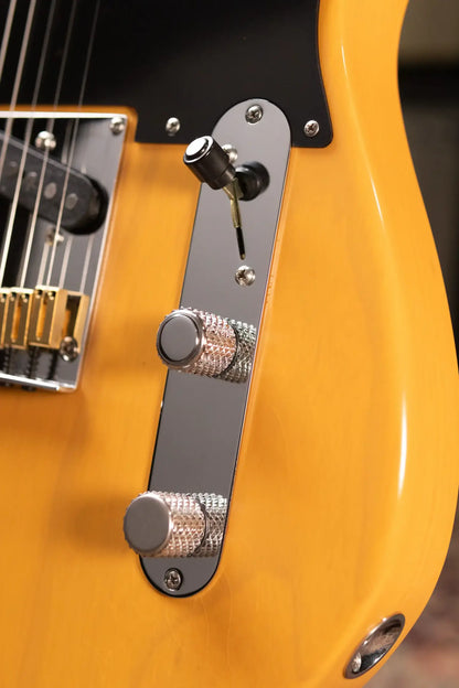 Fender American Ultra Luxe '50s Telecaster Electric Guitar - Butterscotch Blonde with Deluxe Hardshell Case