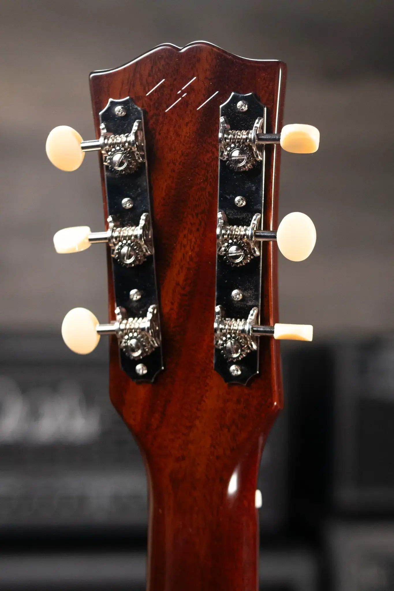 Epiphone 1942 Banner J-45 Reissue Acoustic/Electric Guitar - Vintage Sunburst with Hardshell Case