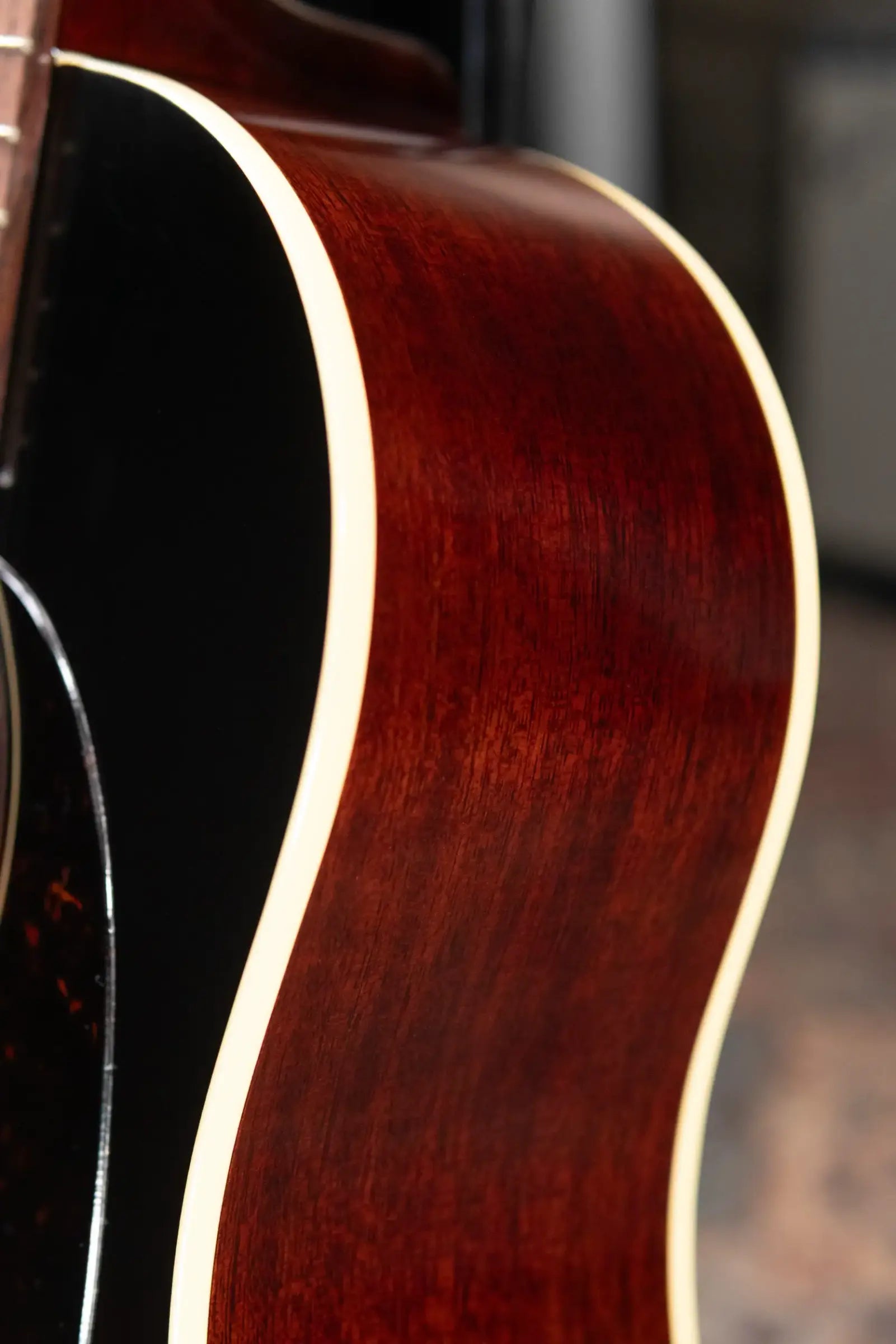 Epiphone 1942 Banner J-45 Reissue Acoustic/Electric Guitar - Vintage Sunburst with Hardshell Case