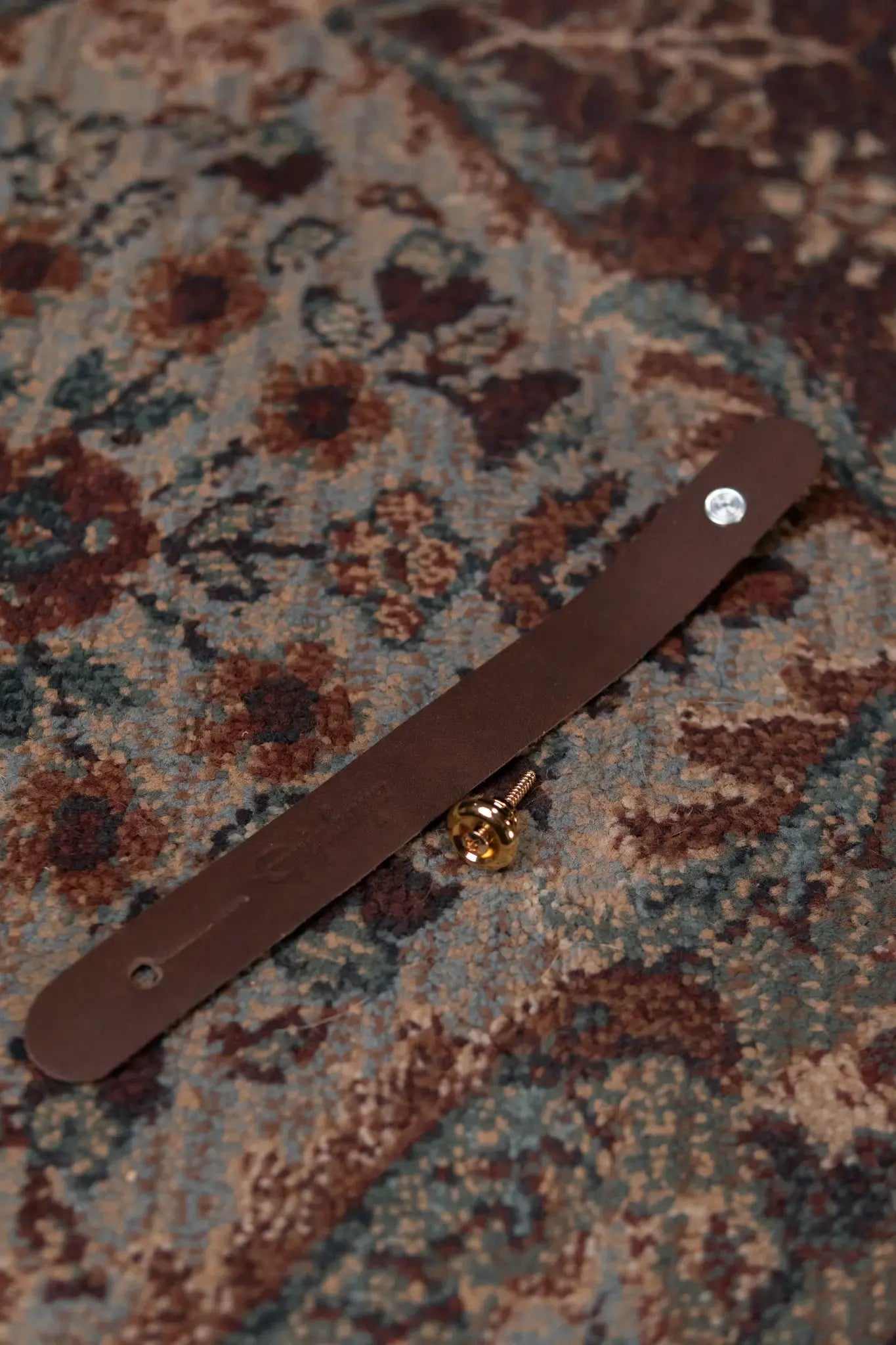 Epiphone 1960 Hummingbird Reissue Acoustic/Electric Guitar - Heritage Cherry Sunburst with Hardshell Case