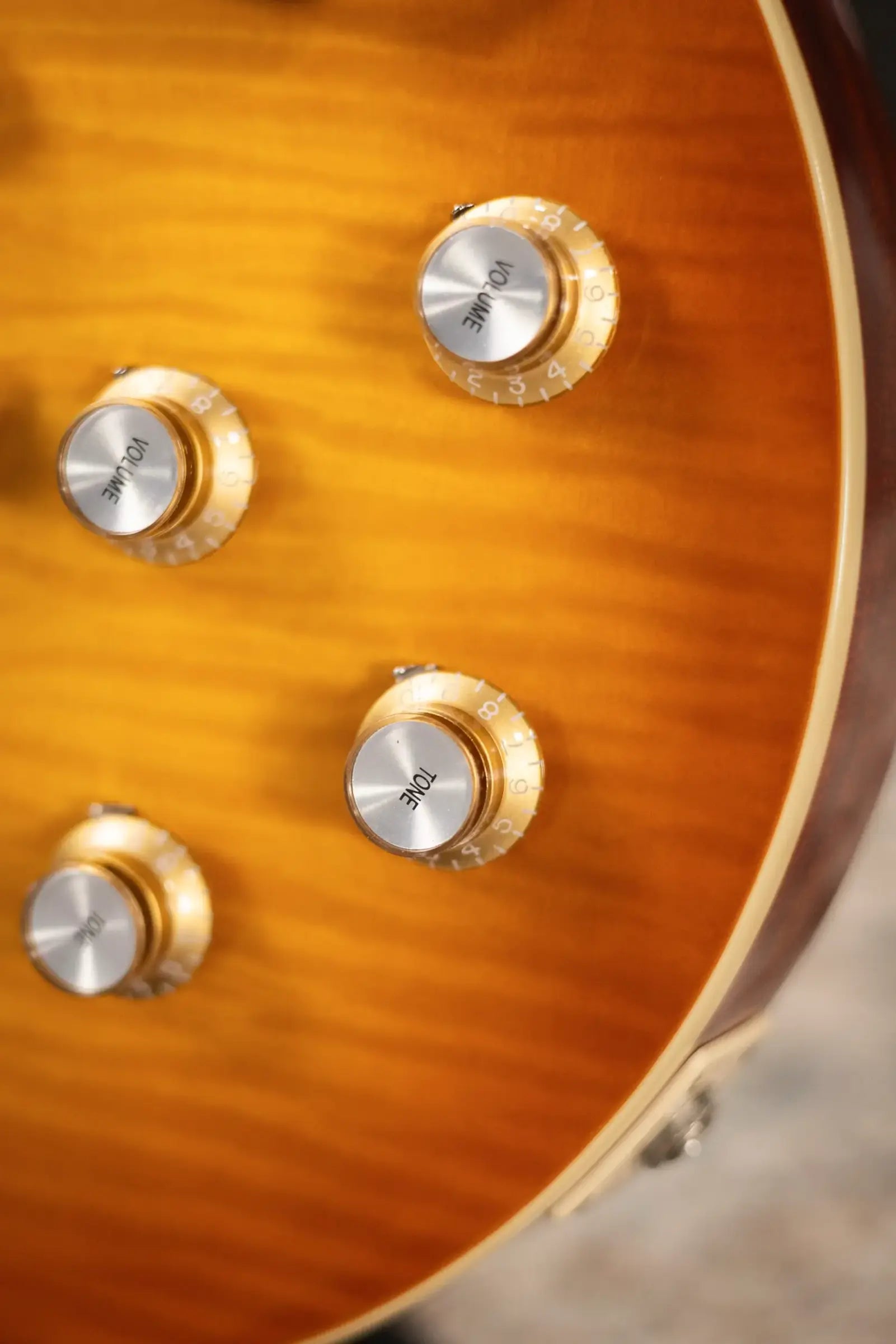 Epiphone 1960 Les Paul Standard Reissue Electric Guitar - Iced Tea Burst with Hardshell Case