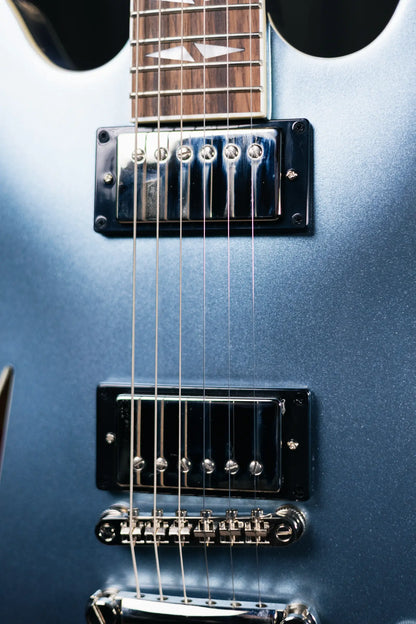 Epiphone Dave Grohl DG-335 Semi-Hollow - Pelham Blue with Harshell Case