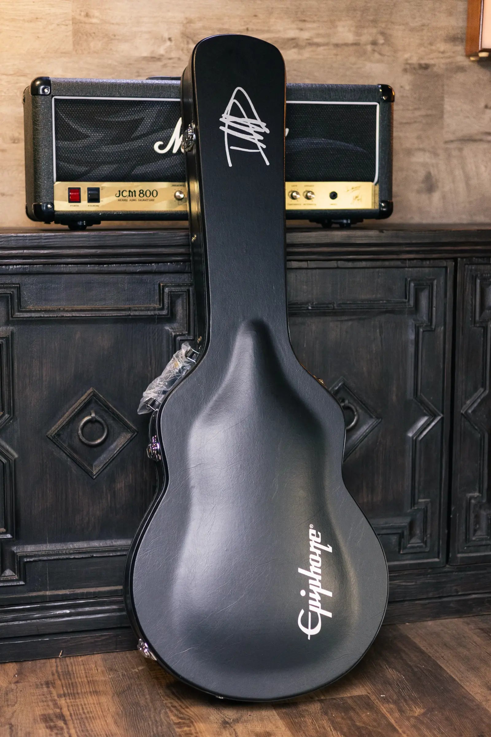Epiphone Dave Grohl DG-335 Semi-Hollow - Pelham Blue with Harshell Case