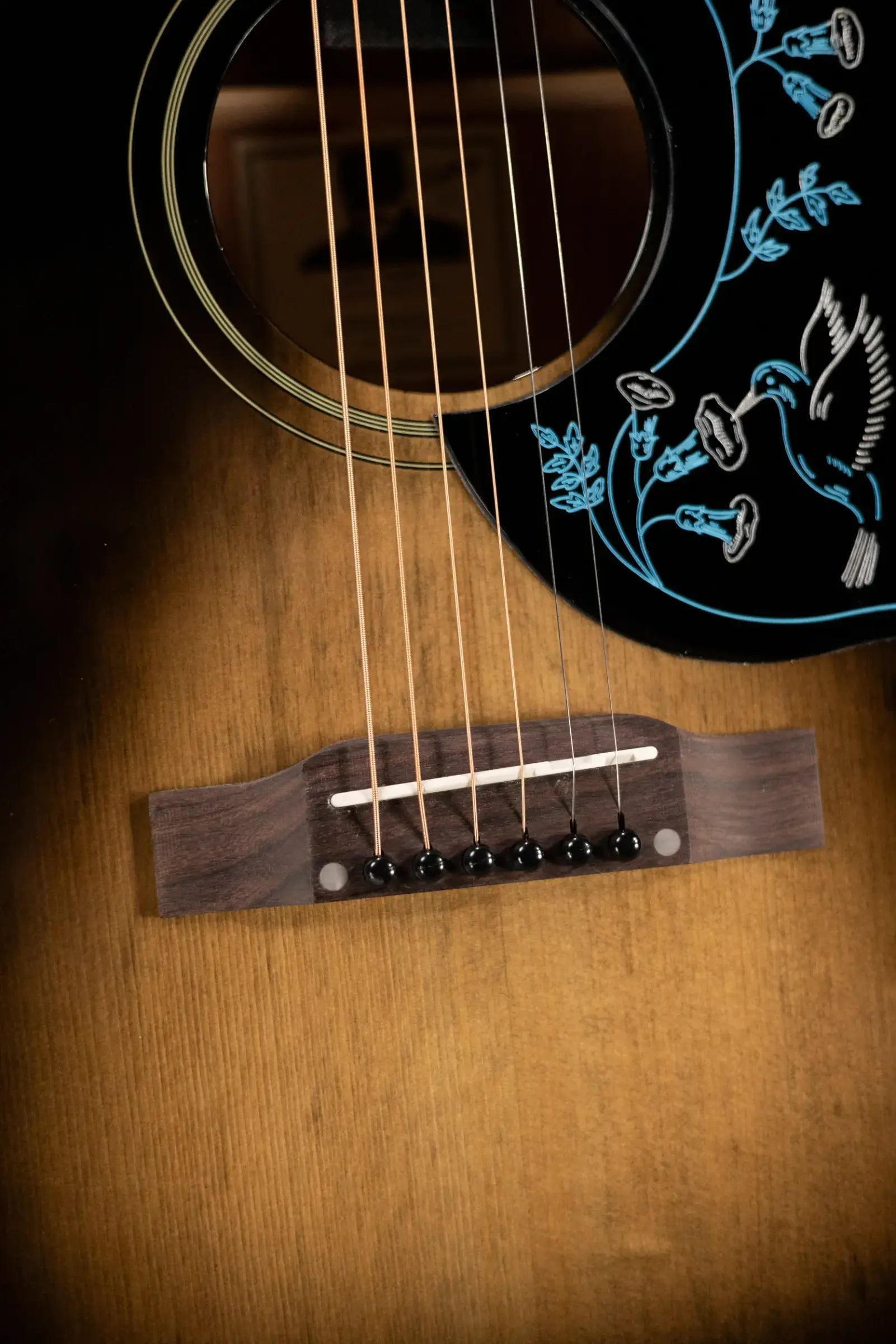 Epiphone Eric Church Signature Hummingbird Dark Studio Acoustic/Electric Guitar - Cobra Burst with Hardshell Case