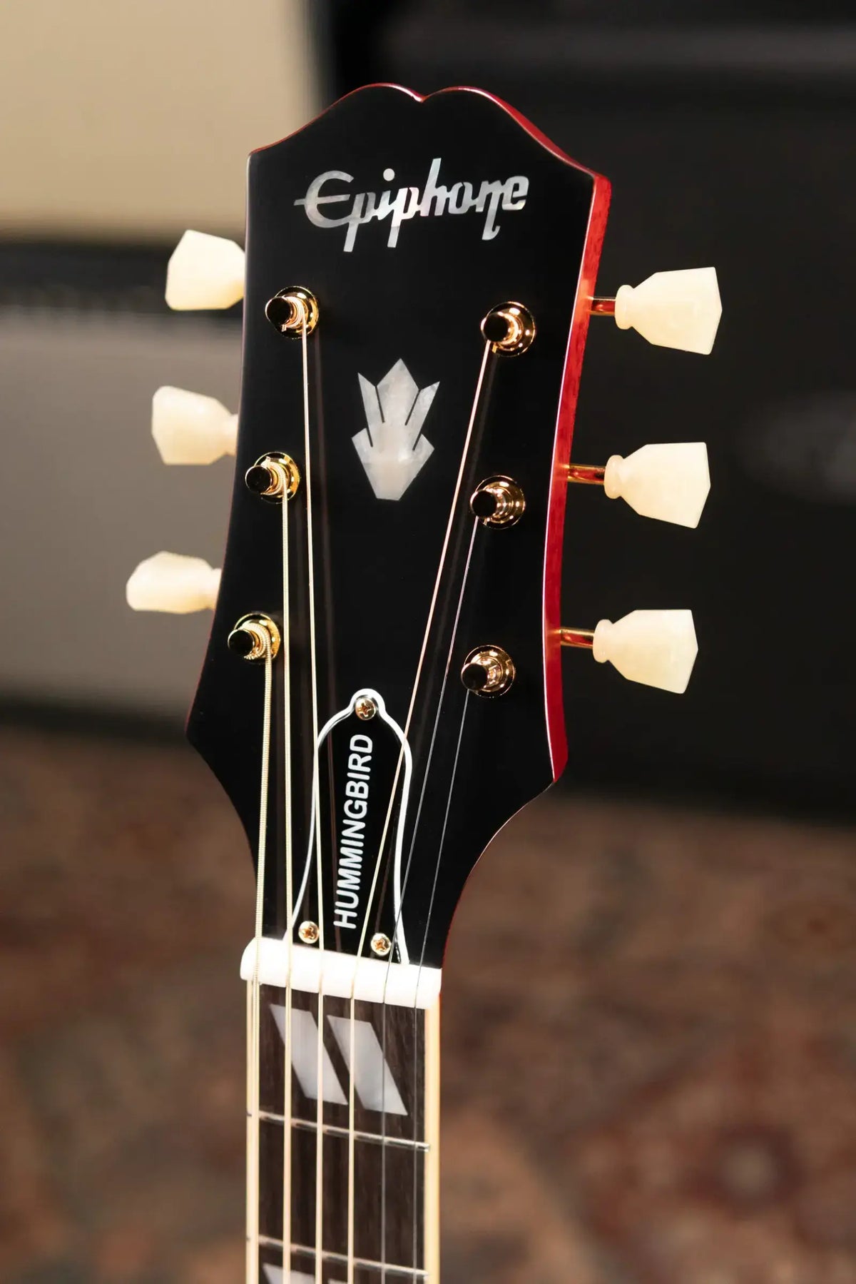 Epiphone Hummingbird Standard Acoustic/Electric Guitar - Cherry Sunburst