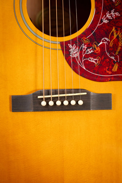 Epiphone Hummingbird Studio Acoustic/Electric Guitar - Antique Natural with Gig Bag