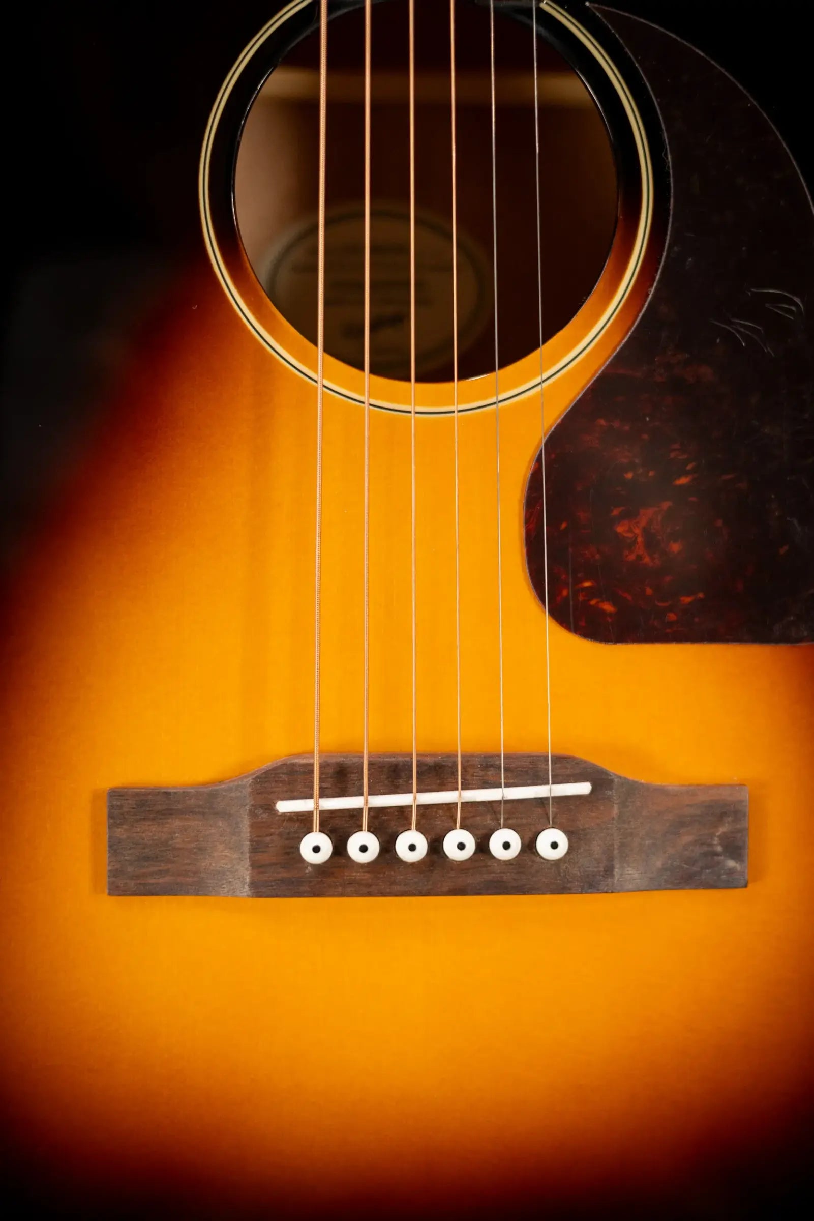 Epiphone J-45 Express Acoustic Guitar - Vintage Sunburst with Gig Bag