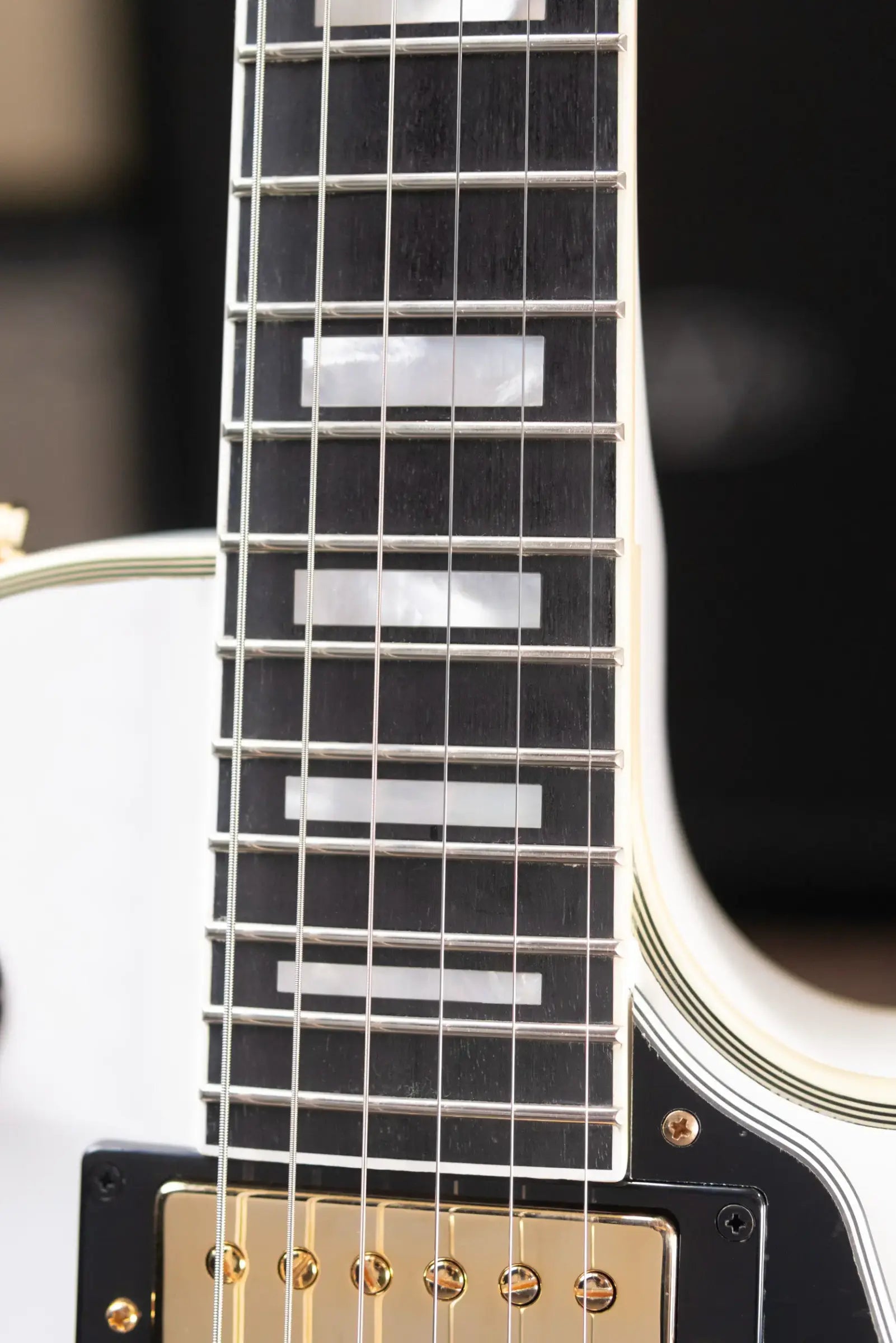 Epiphone Les Paul Custom Electric Guitar - Alpine White with Hardshell Case