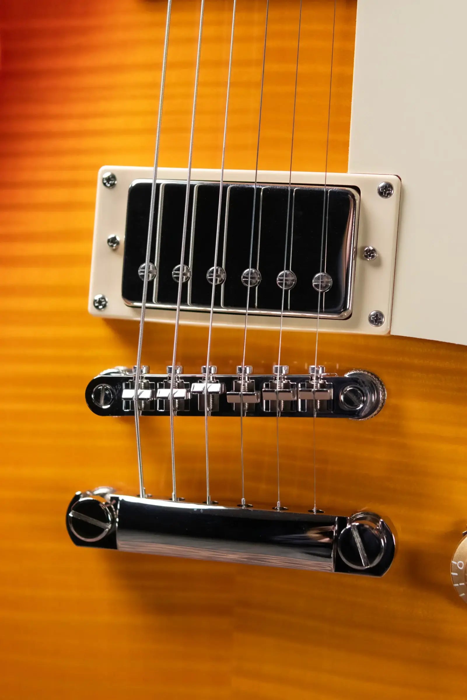 Epiphone Les Paul Standard 50s Figured Electric Guitar - Washed Cherry Sunburst