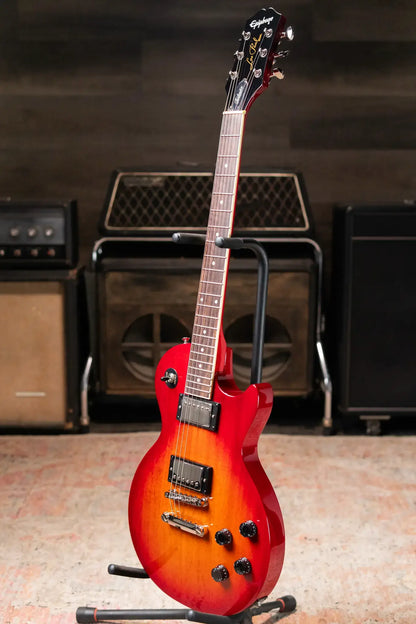 Epiphone Les Paul Tribute Electric Guitar - Heritage Cherry Sunburst