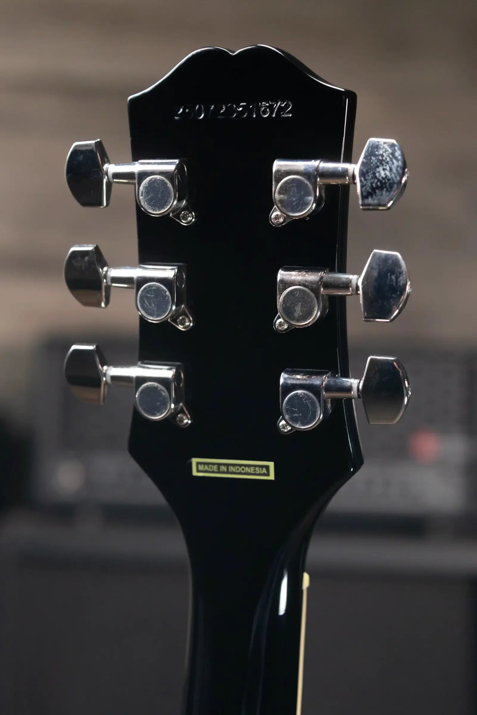 Epiphone Les Paul Tribute Plus Electric Guitar - Vintage Sunburst